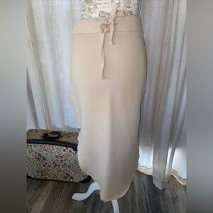 Frank and Eileen DONEGAL Unforgettable Skirt Tan Women’s Size Large Terry Cloth